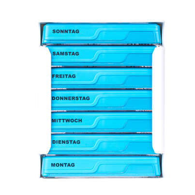 Sie sehen eine Packung APOfit Wochendispenser 7 Dosierer Planer blau, Produktbild: 01 APOfit Wochendispenser 7 Dosierer Planer blau, A-Nr.: 5965096 - 01